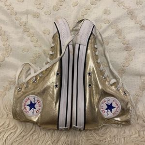 Metallic gold converse sneakers - size 9.5 women’s / 7.5 men’s